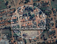 Terreno com Construções - 765m², 3 quartos, sala, cozinha, banheiro