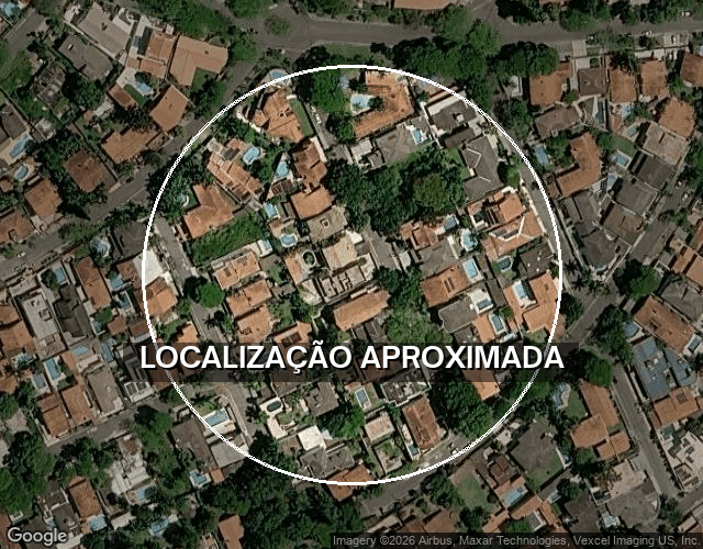 Casa com 4 quartos, 615m² de terreno e 1.500m² construídos