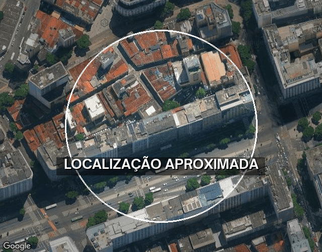 Sala comercial de 35m², desocupada, em prédio antigo e bem localizado