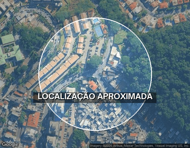 Sobrado com 140m², terreno de 180m², 3 quartos, 2 banheiros