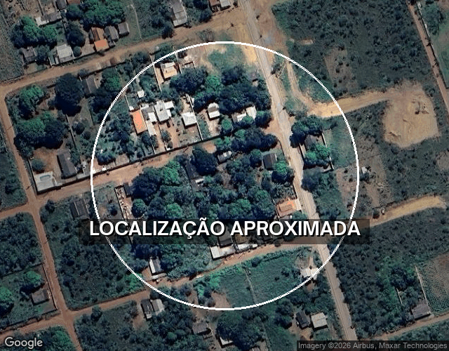 Casa com 2 quartos, varanda e 1 vaga de garagem