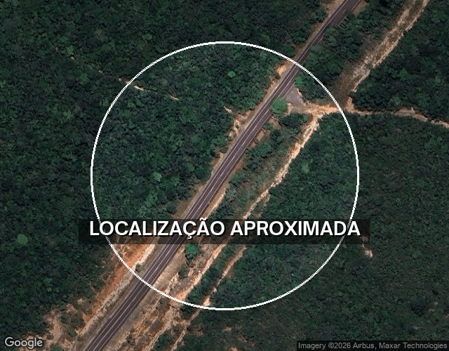 Casa com 2 quartos, varanda e 1 vaga de garagem