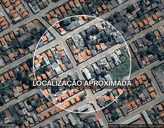 Casa com 1 quarto e 1 vaga de garagem, área privativa de 360m²