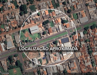 Terreno comercial com 447,28m² e edificações
