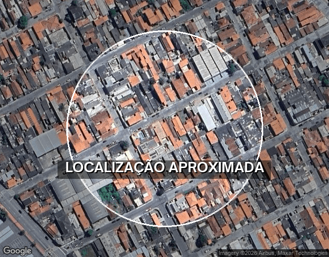 Casa com 1 quarto e 1 banheiro, área construída de 175m², desocupada