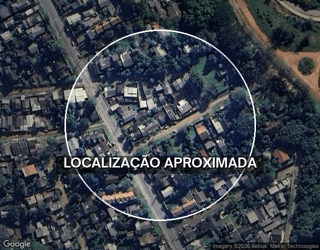 Casa de madeira com 30,25m² em terreno de 600m²