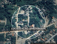Casa com 355,81m² de área privativa, ocupada, em condomínio