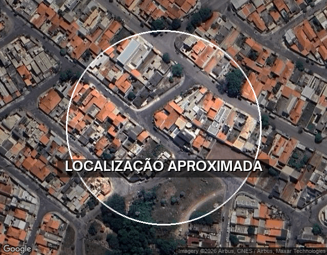 Casa com 250m² de terreno e 190m² de área construída