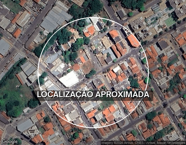 Casa com 1 vaga de garagem, 73,77 m² construídos, ocupada