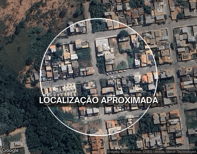 Casa ocupada com 40 m² de área construída, ideal para investimento
