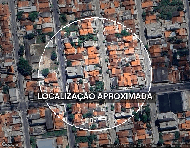 Casa com 2 quartos, 840m² de terreno, desocupada