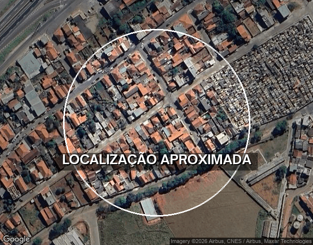 Casa residencial com 1 quarto e 1 banheiro, área construída de 61.87m², desocupada