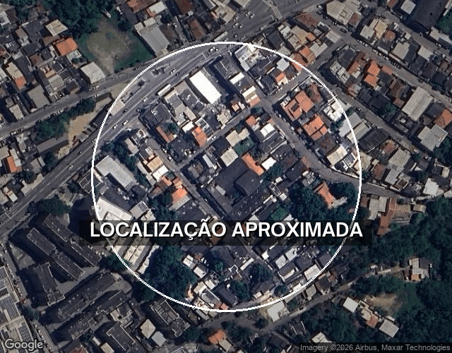 Galpão e residência com 1.600m² de terreno