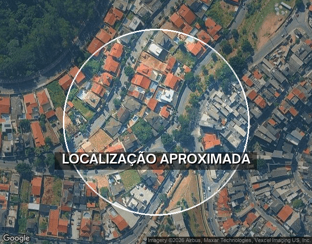 Casa com 400m², 3 quartos, 2 banheiros, ocupada