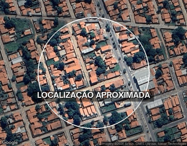 Casa com 3 Quartos, 2 Banheiros e 180m² de Terreno