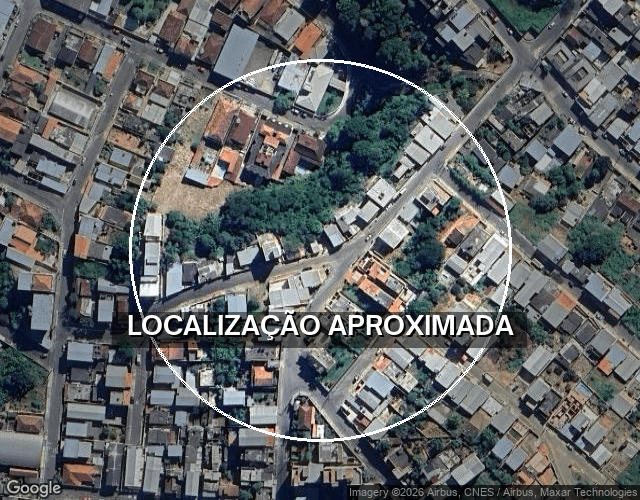 Casa com 2 Quartos, 1 Banheiro, 71m² de Área Construída