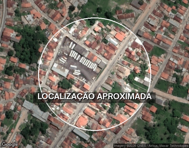 Casa com 96m² em terreno de 1.687,75m², desocupada