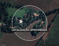 Parte ideal de 2.300m² com casa em estilo chalé, 1 quarto, 1 banheiro, 88m² construídos.