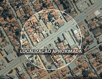Edificação comercial inacabada com 2 pavimentos e 220m²