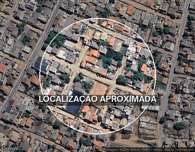 Apartamento com 2 quartos, varanda e área de serviço em São Pedro da Aldeia
