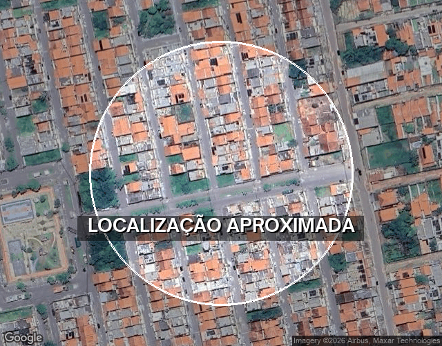Sala comercial com 39m², banheiro privativo, 1º pavimento, desocupada