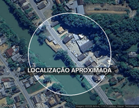 Galpões industriais com 3.110m², 2 casas e garagem