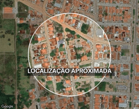 Casa com 2 quartos, varanda e 1 vaga de garagem
