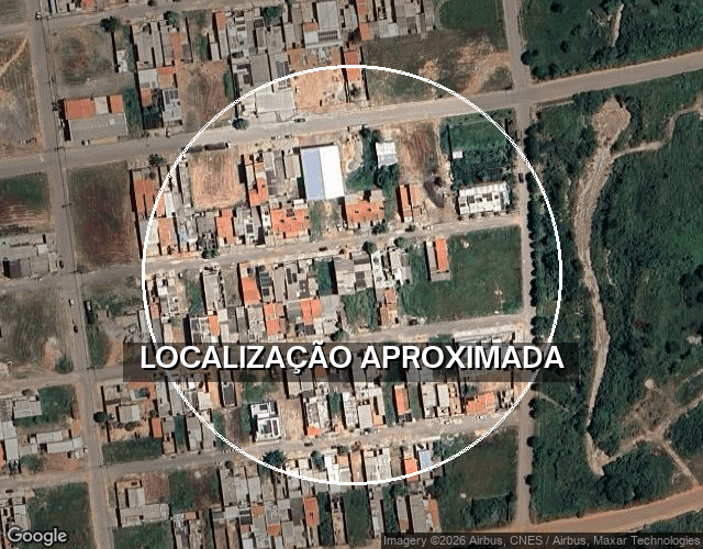 Casa com 2 quartos, 1 vaga de garagem, 68,1m², ocupada