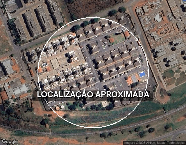 Apartamento com 2 quartos, varanda e 1 vaga de garagem