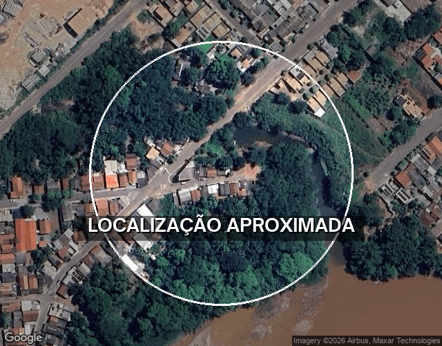 Terreno de 420m² em área residencial com infraestrutura básica