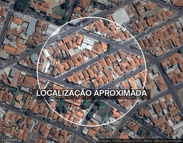 Casa com 220m², 3 quartos, 2 banheiros, ocupada