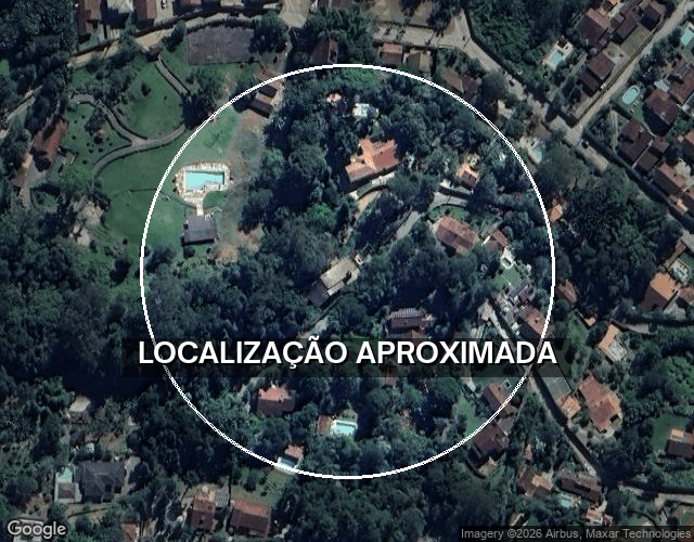 Casa com 3 quartos, 218m², área de terreno de 1000m²