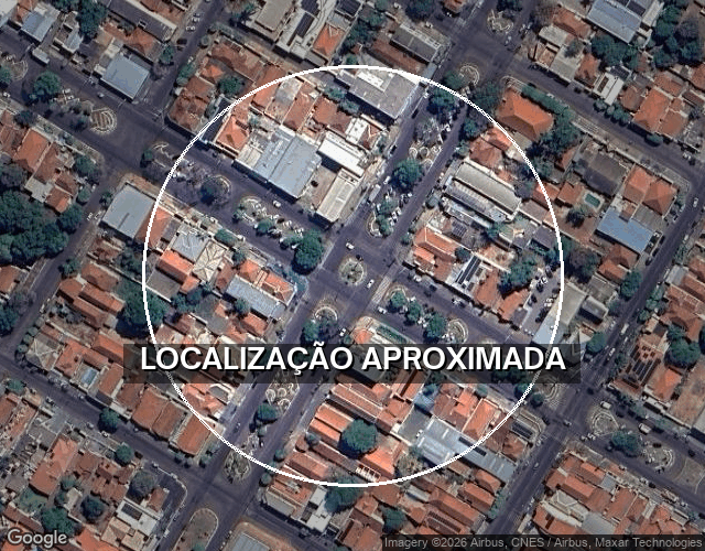 Apartamento com 2 quartos, 1 banheiro e vaga de garagem