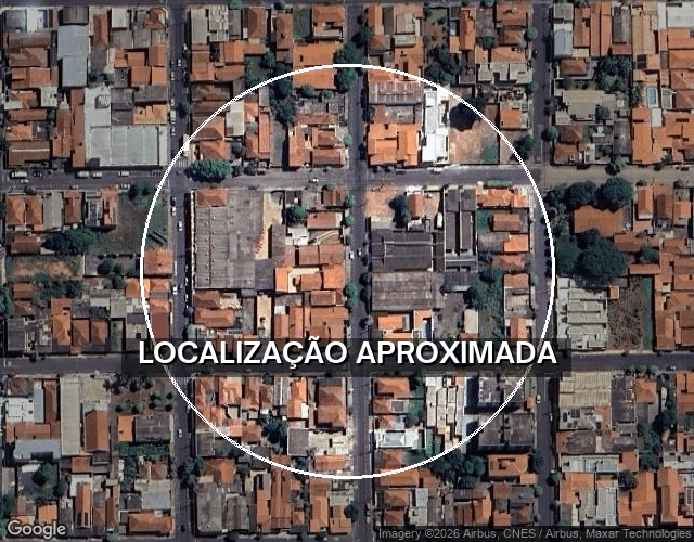 Casa com 4 quartos e 5 banheiros, 292 m², ocupada