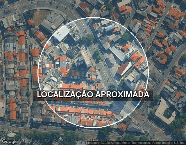 Casa com 2 quartos, 2 banheiros e 1 vaga de garagem, ocupada