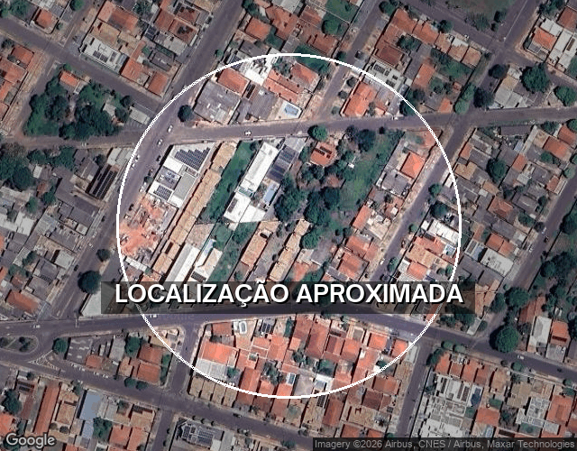 Casa com 2 quartos, 1 banheiro e 1 vaga de garagem, ocupada