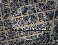 Imóvel com 235m², terreno murado e construção em madeira
