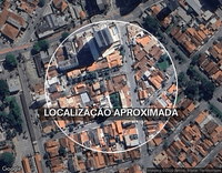 Casa com 3 quartos, 111,60m², precisa de reparos