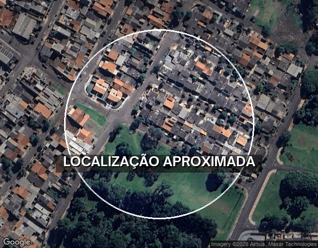 Terreno com 200m² e casa popular em Londrina