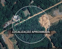 Terreno com 2.400m² e edificações em Chácara dos Carvalhos