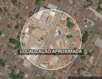 Terreno de 240m² em condomínio fechado, ideal para construção.