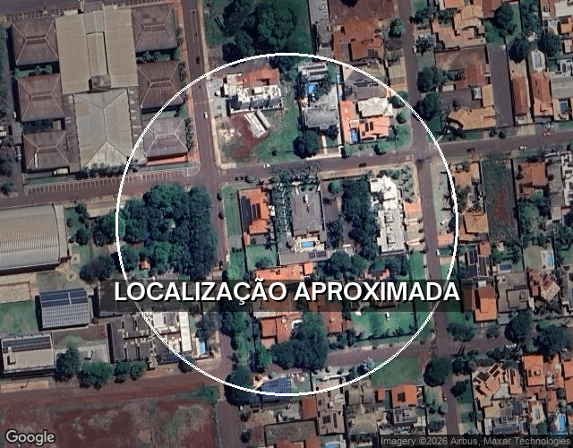 Terreno com 220m² e casa de 66m² em Dourados