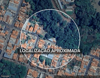 Prédio comercial com 215m², 1 banheiro e área construída de 10,23m²