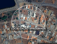 Casa com Piscina em Hidrolândia/GO - Terreno Amplo