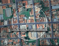 Casa comercial com 236m² em Taiúva, 1 banheiro, ocupada