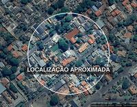 Casa com 179,7m² de área privativa, 300m² de terreno, desocupada