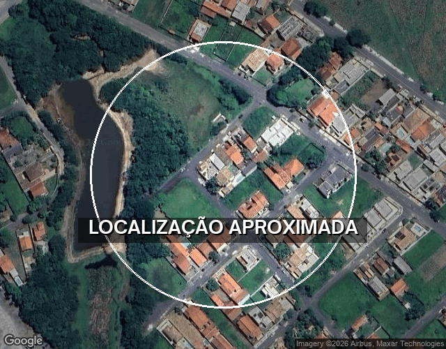 Casa com 4 quartos, 3 banheiros e 1 vaga de garagem