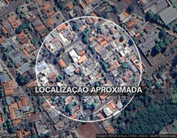 Casa com 18m² no Jardim Candotti, 1 quarto, 1 banheiro, garagem