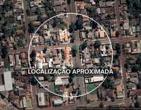 Terreno de 450m² com muros e portão de ferro