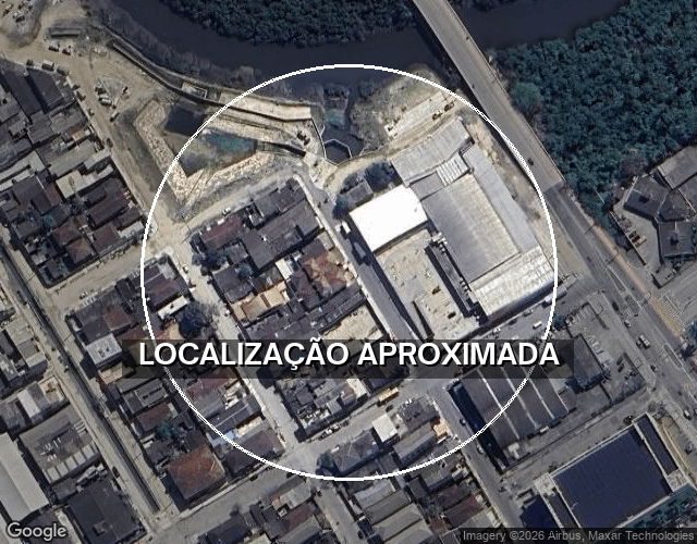 Casa em condomínio com 2 quartos e 1 vaga de garagem